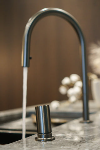 Zeek KF-11GM Gunmetal Pull-Down Kitchen Faucet