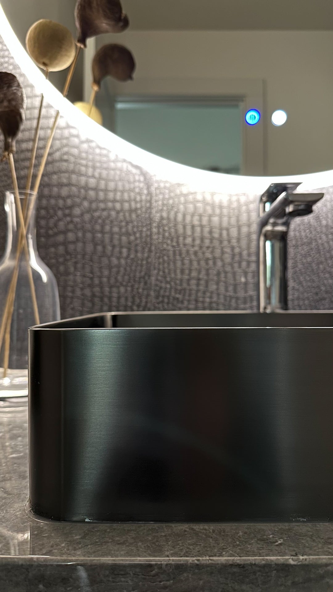 Zeek 18”x13” Gunmetal Black Rectangular Bathroom Sink Steel
