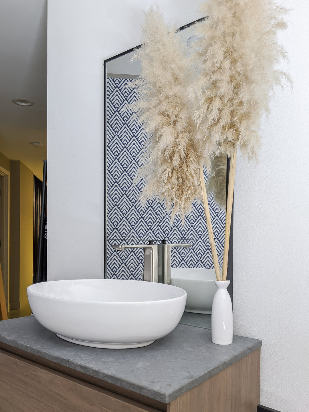 Zeek ZC215 20'' Oval Vessel Ceramic Bathroom Sink